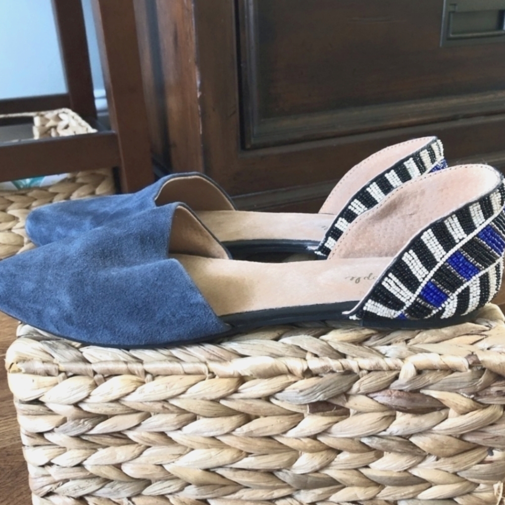 Free People navy beaded point toe D'orsay flats in size 9.5